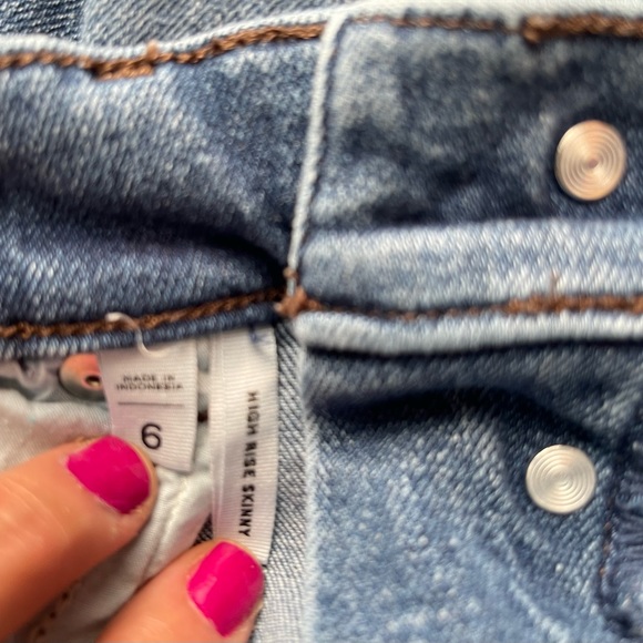 Loft Outlet High Rise Skinny Curvy Button Fly Jeans Size 6 - Picture 11 of 16